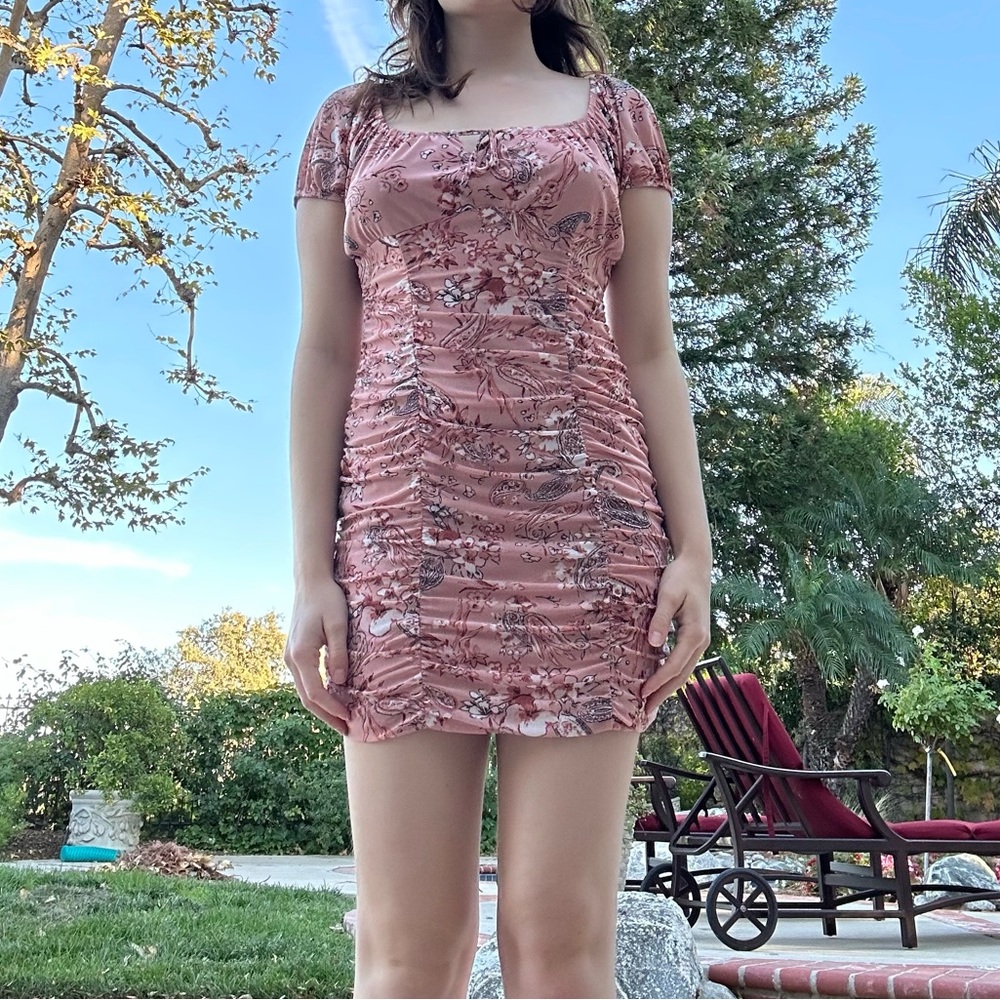 Pink floral dress. Brand new. Women’s large